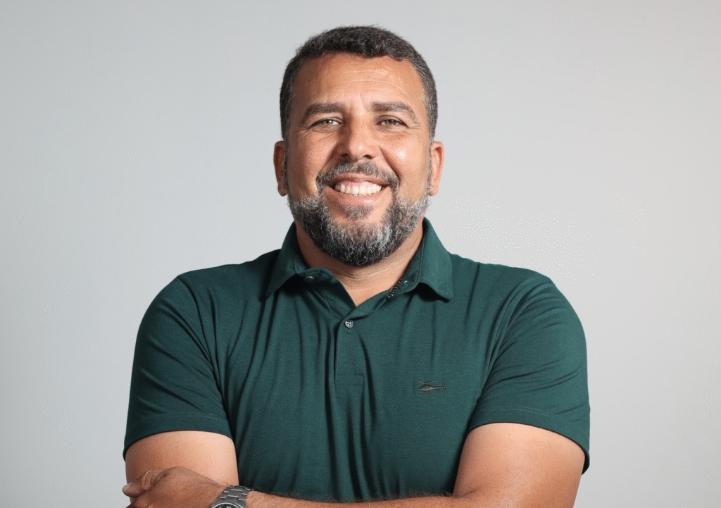 Prefeito de Sampaio Tocantins - Agnom Gomes