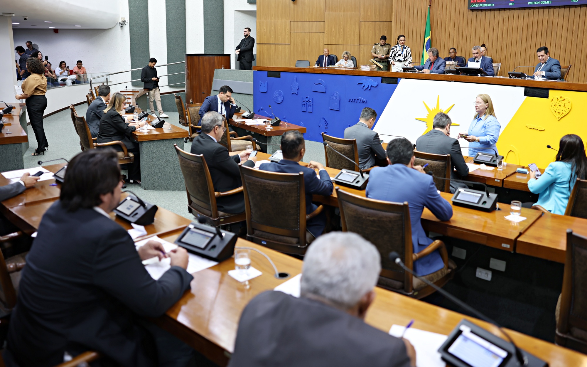 Assembleia Legislativa do Tocantins isenta carros elétricos de IPVA